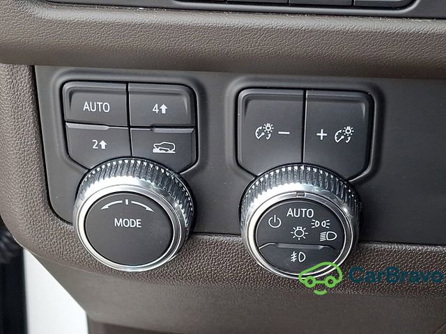 Certified 2023 GMC Yukon XL SLT w/ SLT Premium Package AWD/4WD image 26