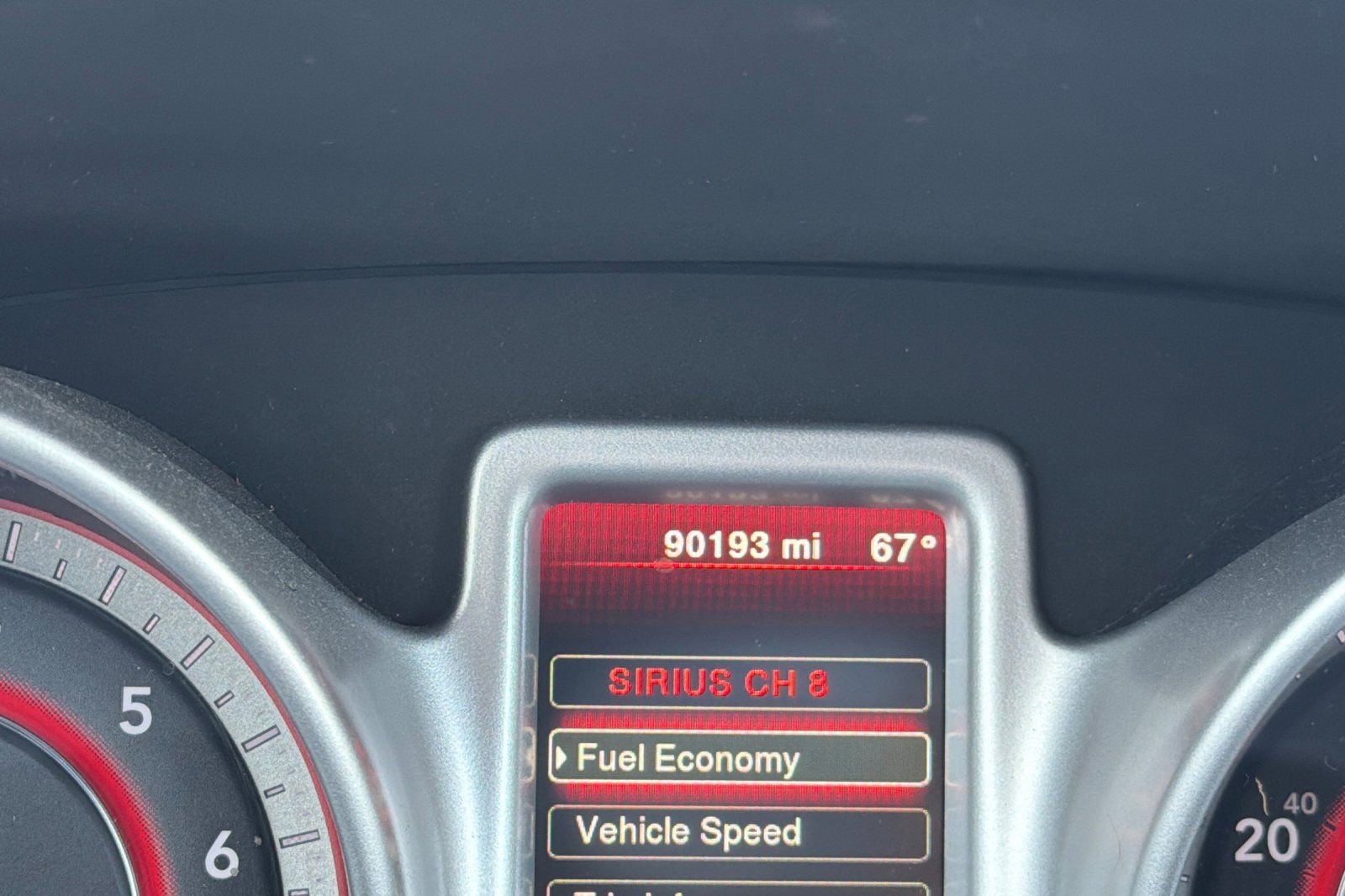 Used 2019 Dodge Journey SE w/ Premium Group image 25