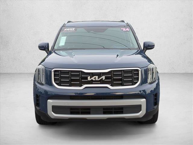 Used 2024 Kia Telluride S FWD image 2