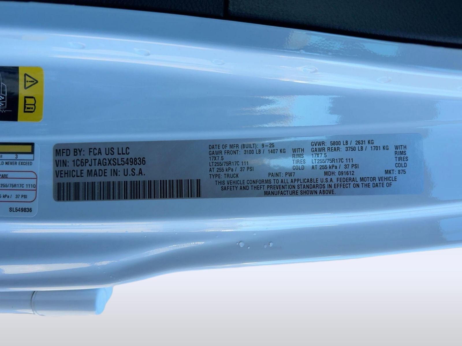 New 2025 Jeep Gladiator Sport image 20