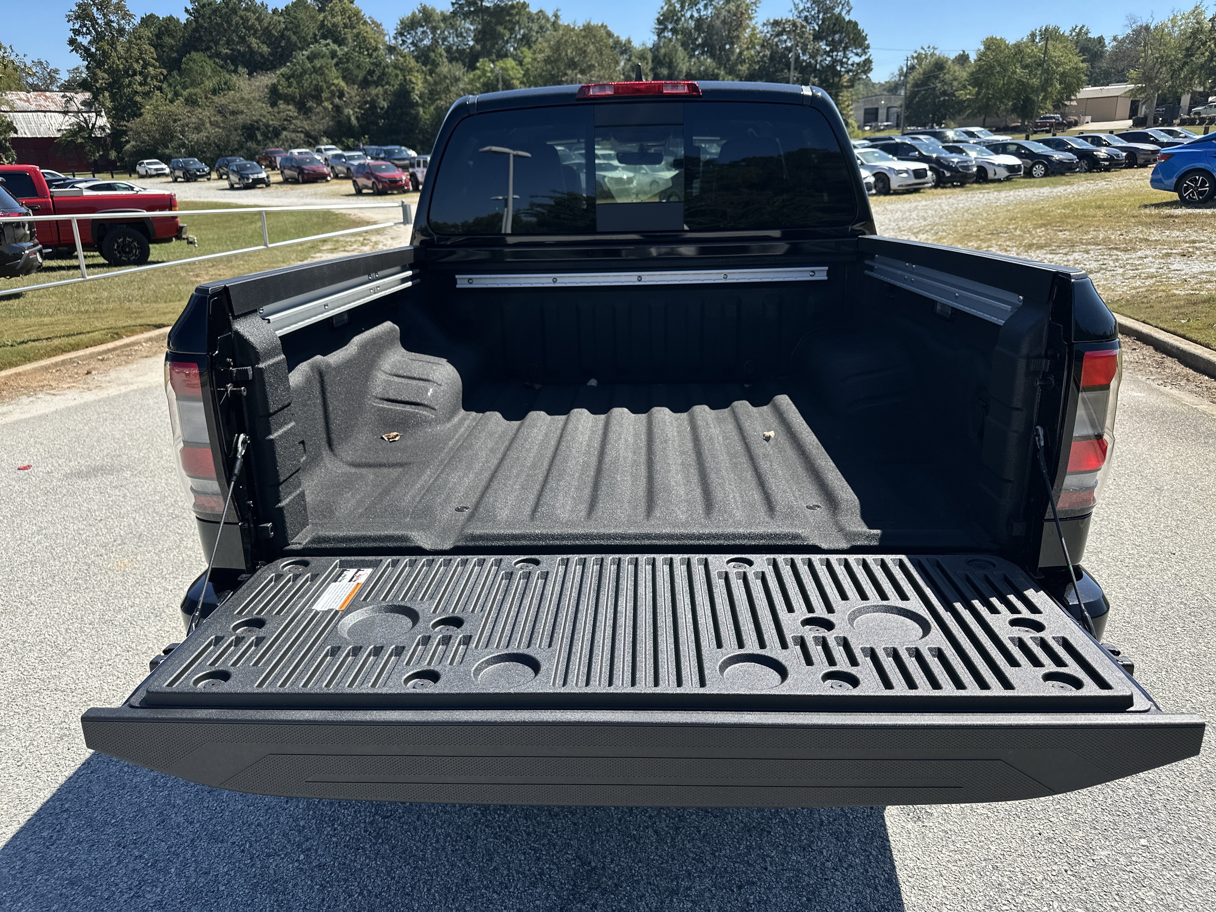 New 2026 Nissan Frontier PRO-4X w/ Pro Premium Package image 18