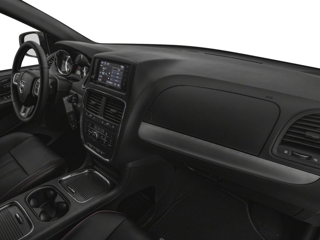 Used 2018 Dodge Grand Caravan GT FWD image 14
