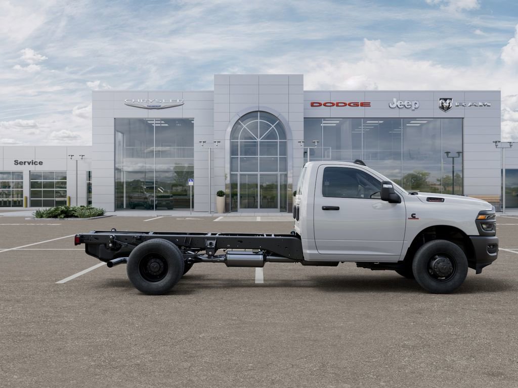 New 2026 RAM 3500 Tradesman AWD/4WD image 22