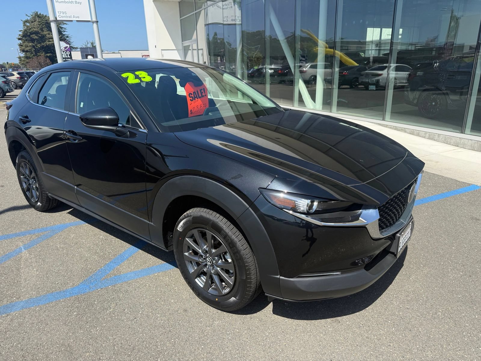 Used 2023 MAZDA CX-30 AWD 2.5 S image 2