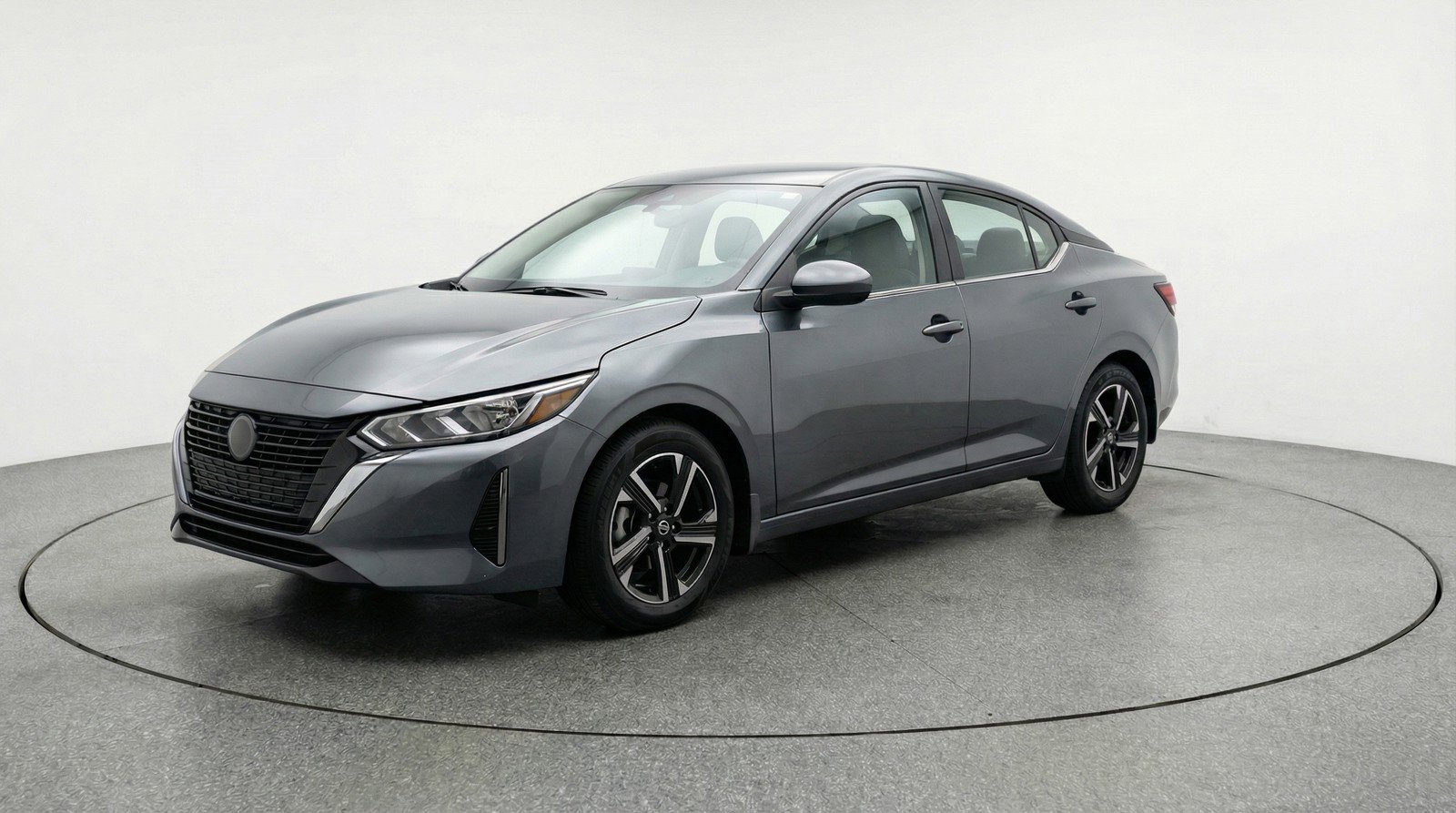 Used 2025 Nissan Sentra SV image 3