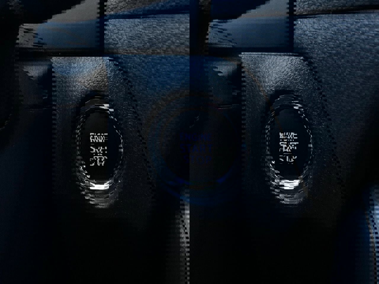 Used 2025 Toyota RAV4 XLE image 29