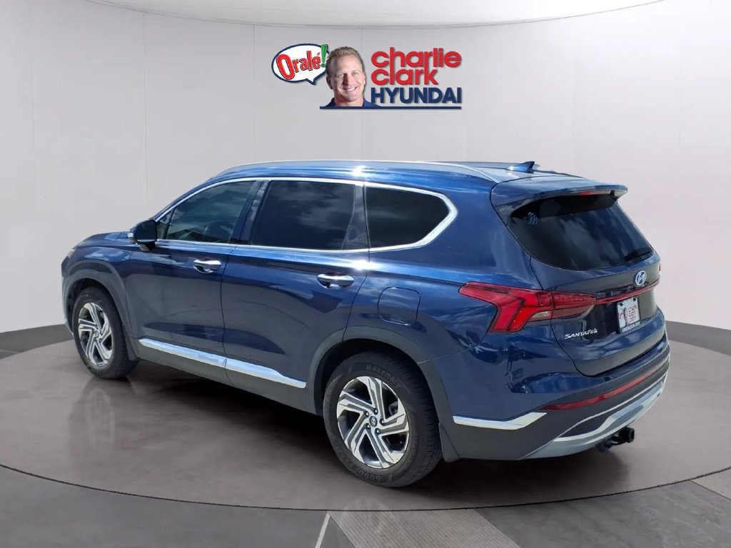 Used 2023 Hyundai Santa Fe SEL w/ Premium Package FWD image 3