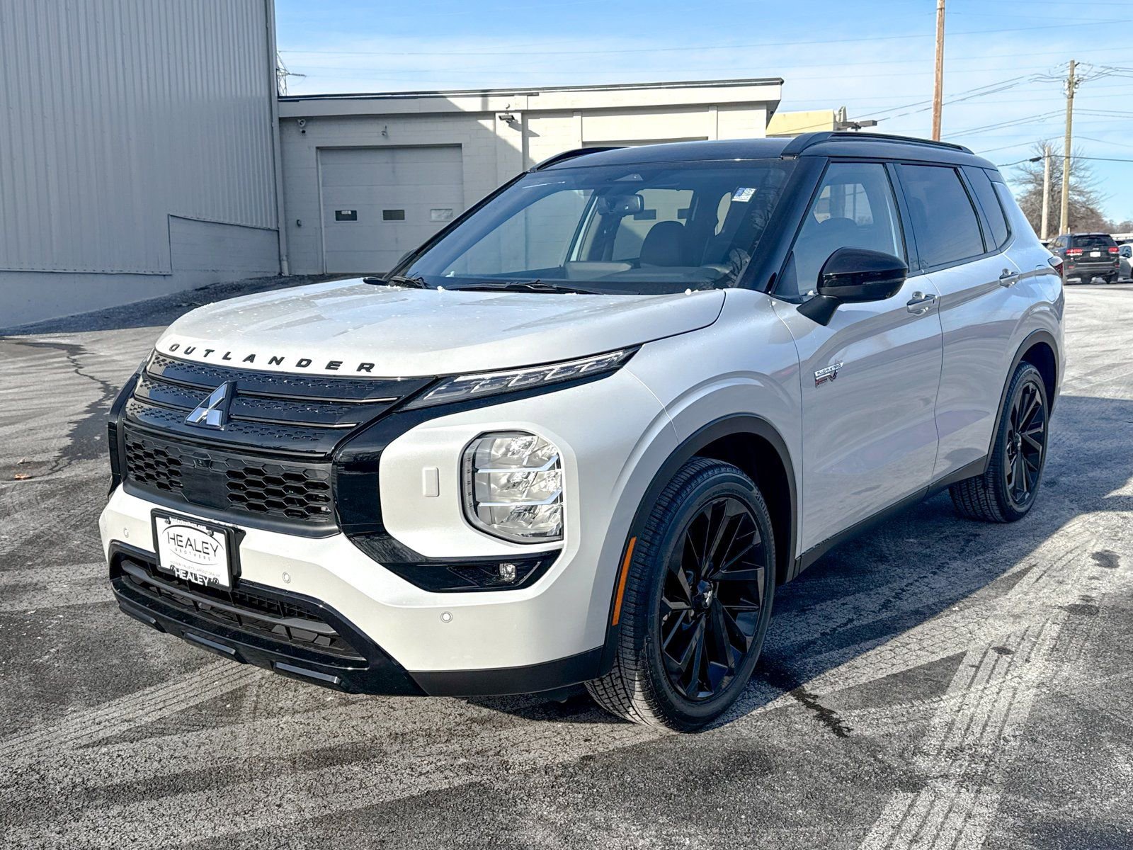 New 2025 Mitsubishi Outlander SEL Black Edition image 3