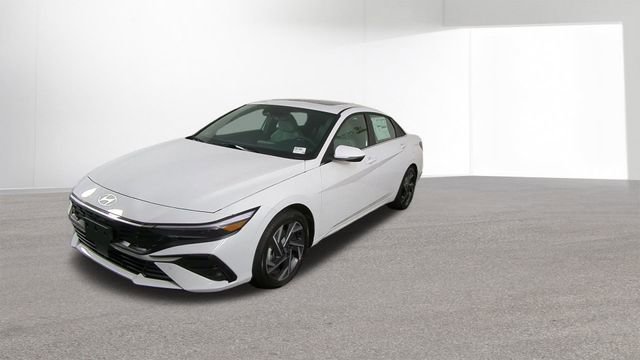 Used 2024 Hyundai Elantra Limited image 4