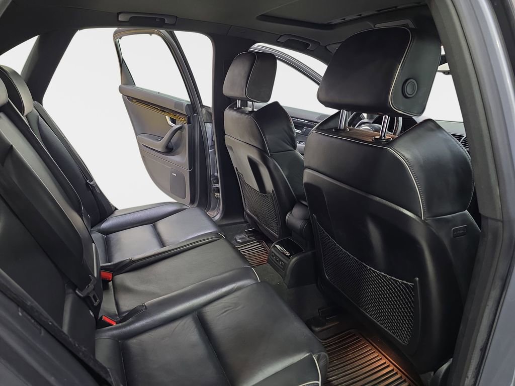 Used 2008 Audi RS 4 Sedan AWD/4WD image 13