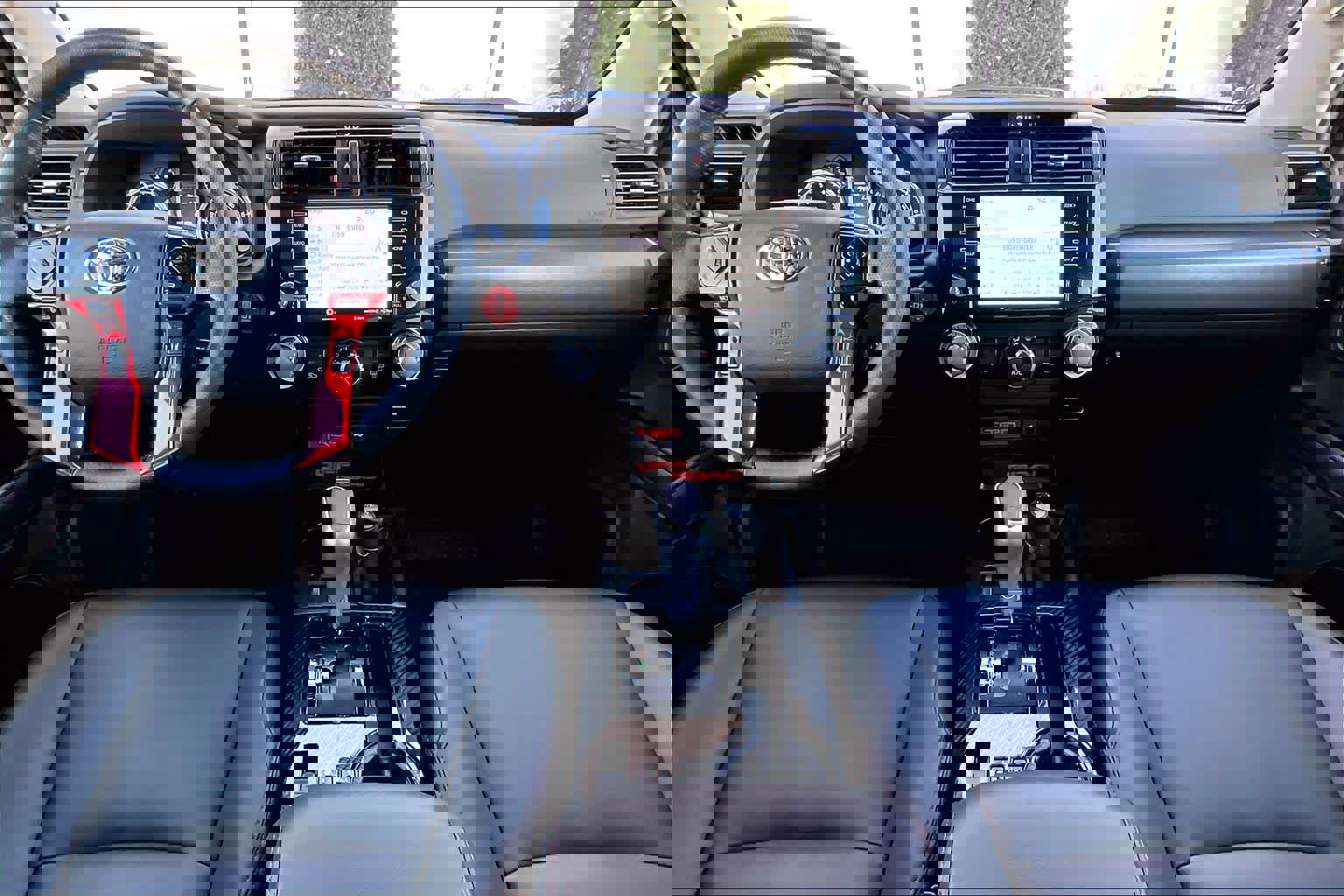 Certified 2024 Toyota 4Runner TRD Off-Road Premium image 15