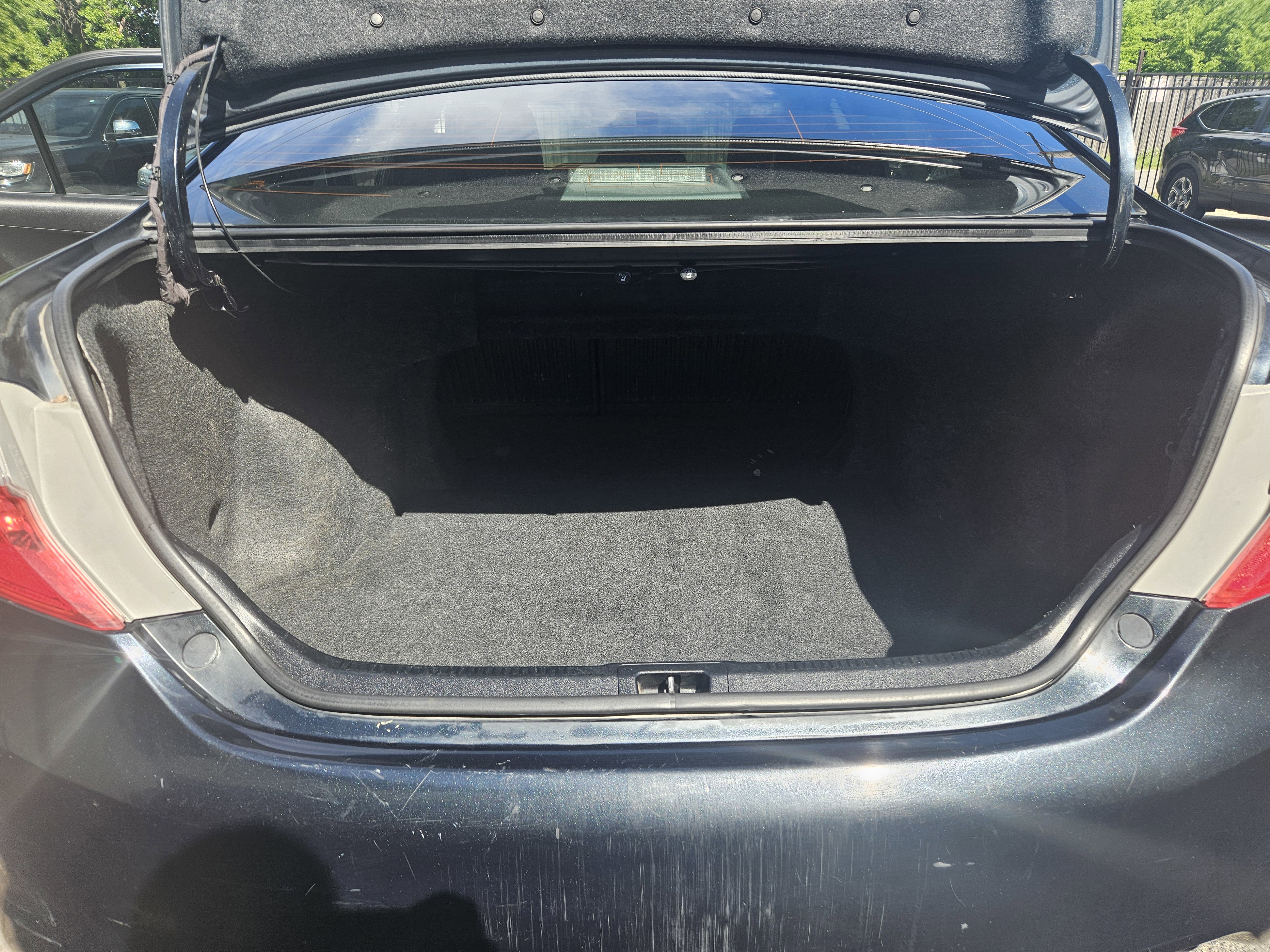 Used 2013 Toyota Camry SE image 18
