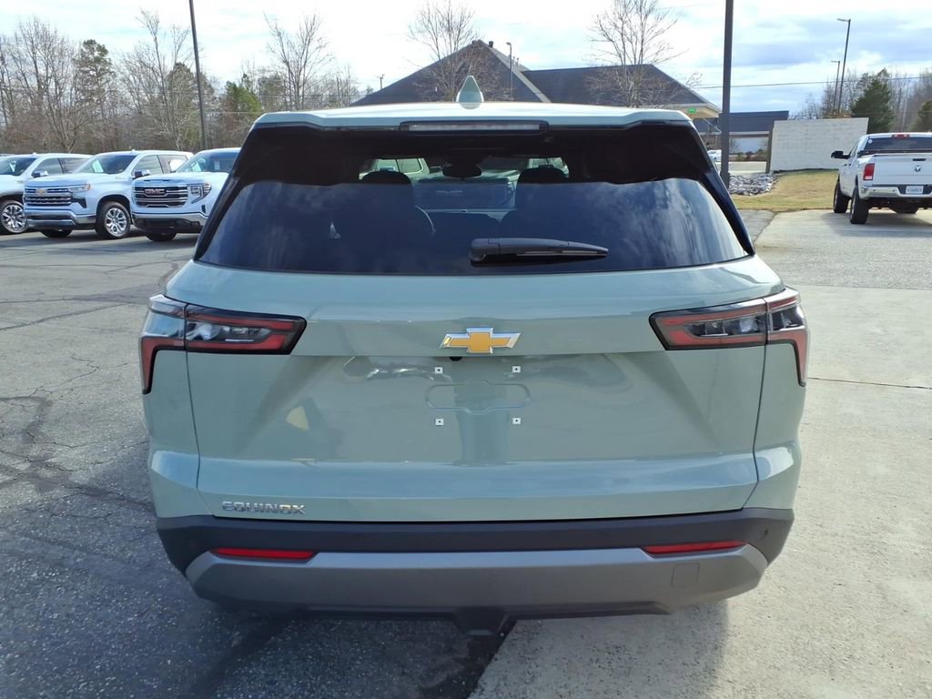 New 2026 Chevrolet Equinox LT image 6