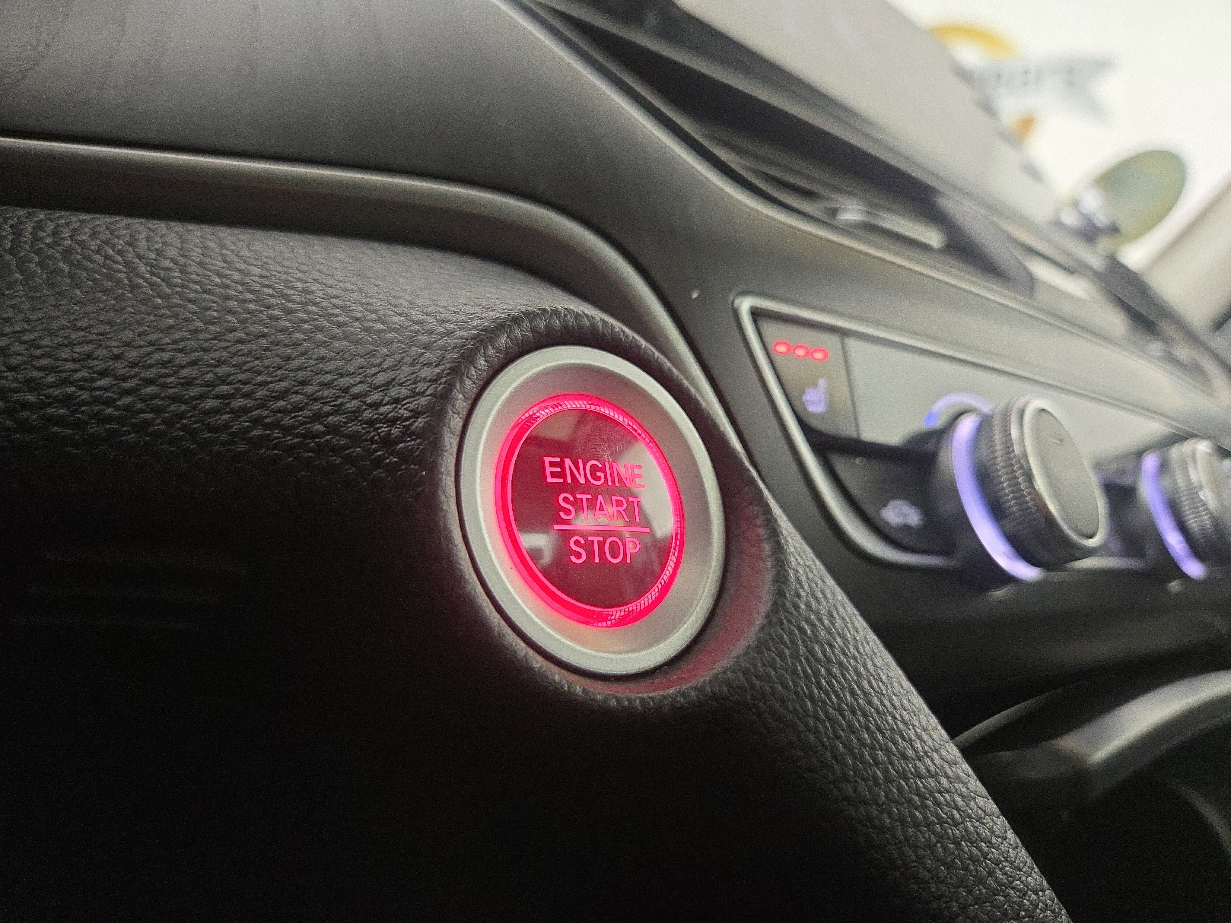 Used 2018 Honda Accord EX-L image 26