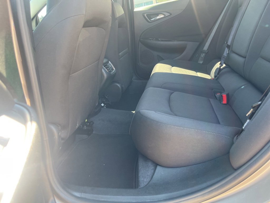 Used 2023 Chevrolet Malibu LT image 14