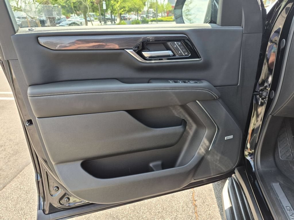 New 2026 GMC Yukon XL Elevation RWD image 11