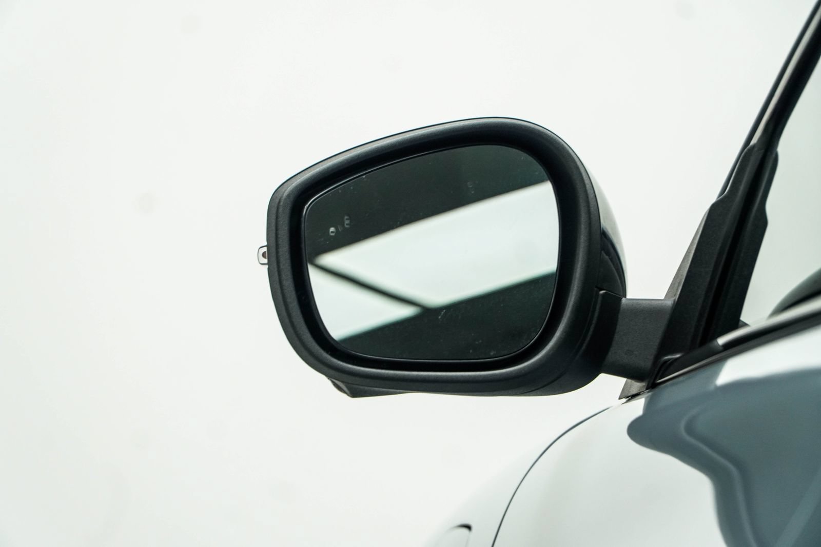 Used 2024 Ford Mustang Mach-E Premium RWD image 16