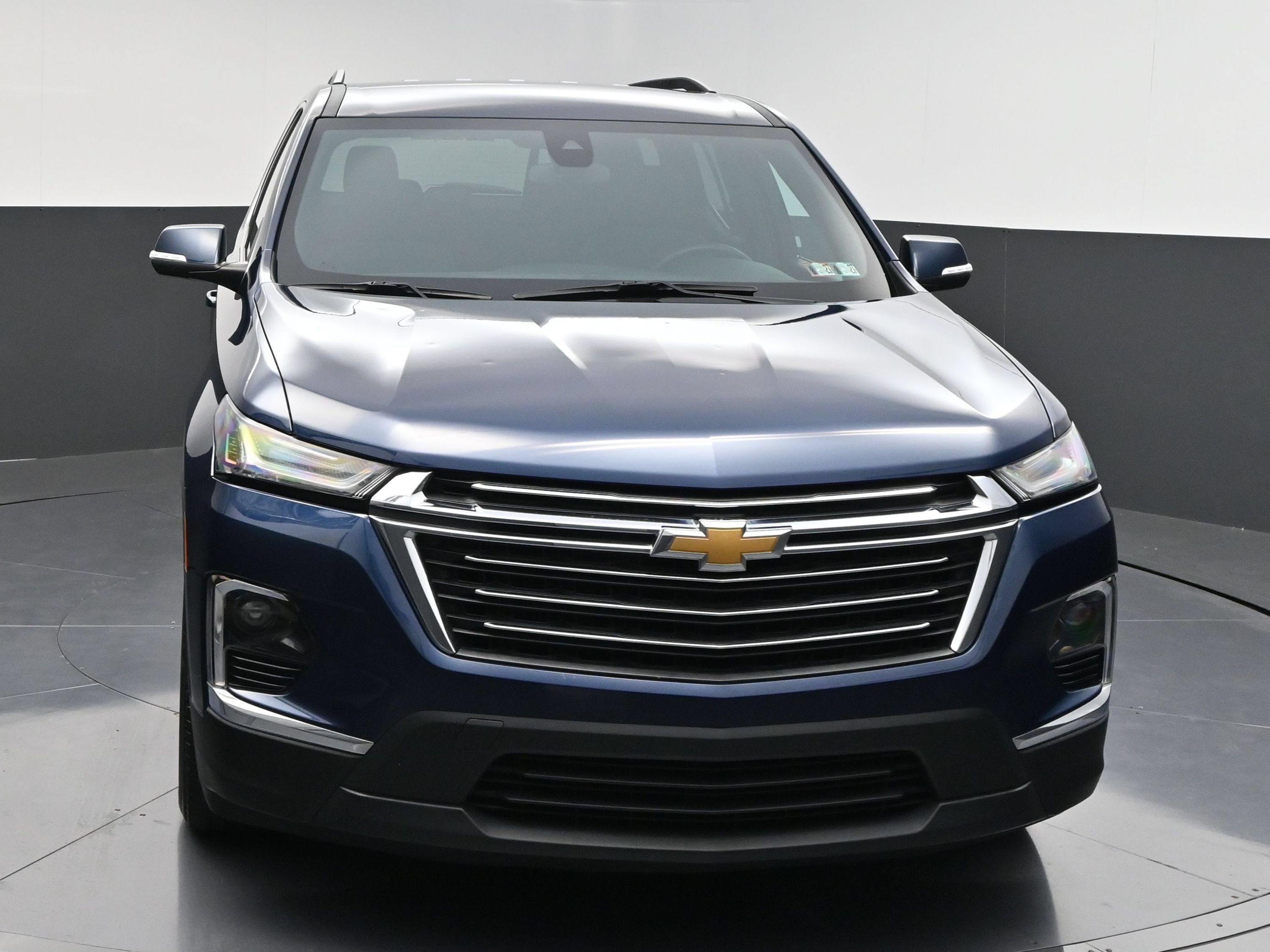 Certified 2023 Chevrolet Traverse LT AWD/4WD image 3