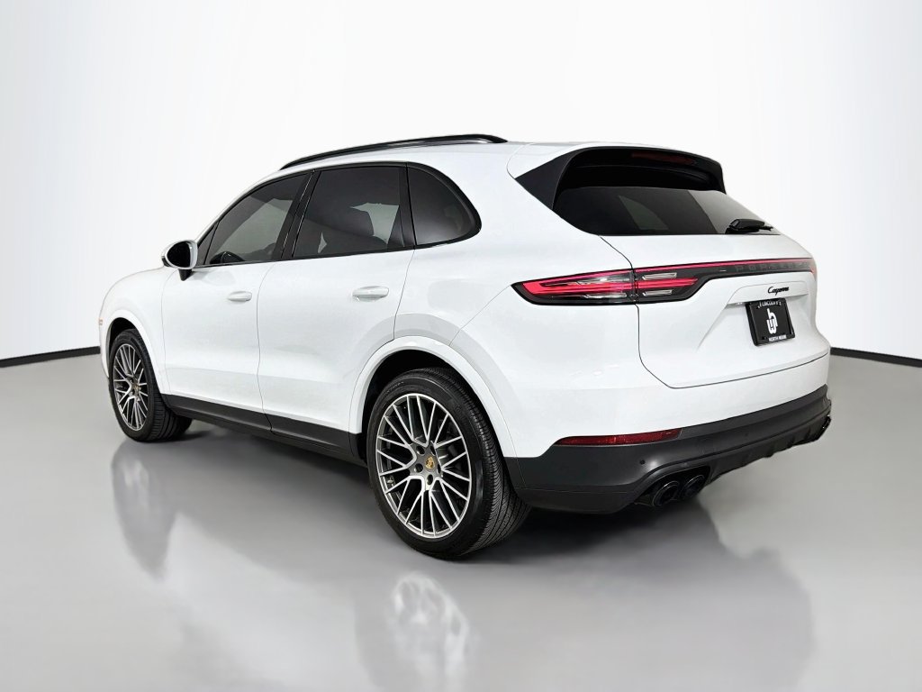 Used 2023 Porsche Cayenne Platinum Edition AWD/4WD image 7