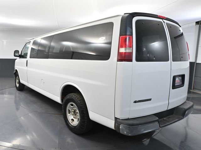 Used 2017 Chevrolet Express 3500 LT w/ LT Preferred Equipment Group image 7