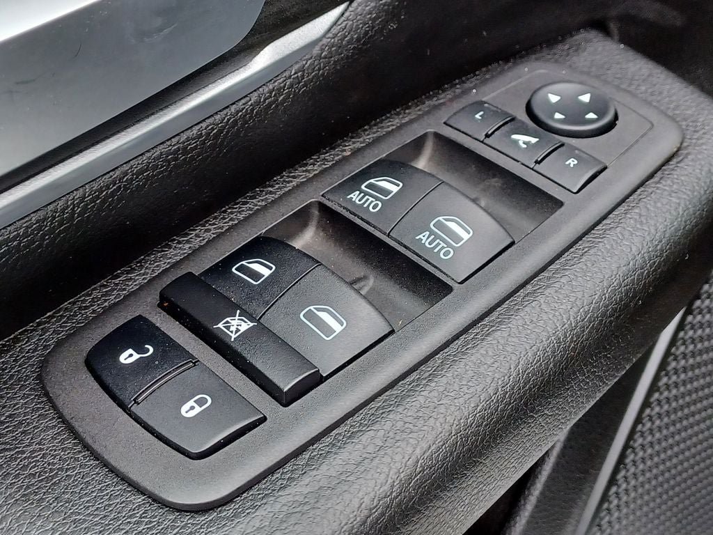 Used 2023 RAM 1500 Big Horn AWD/4WD image 12