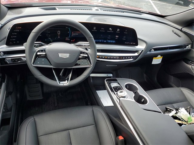 New 2025 Cadillac Lyriq Sport image 9