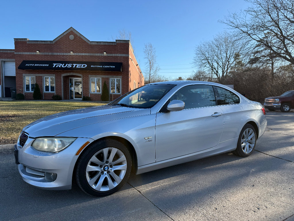 Used 2011 BMW 328i xDrive Coupe image 8