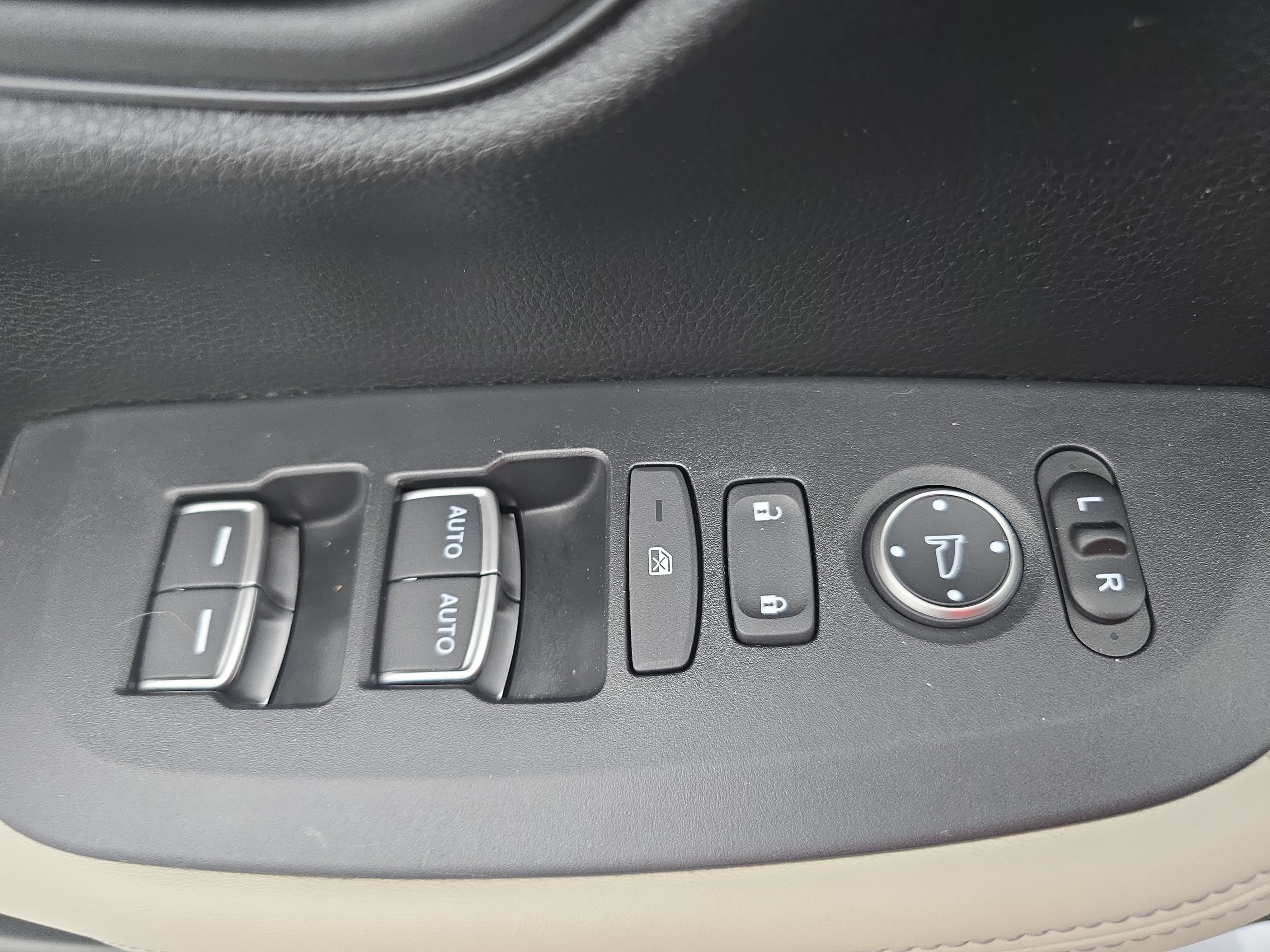 Used 2024 Honda HR-V EX-L image 29
