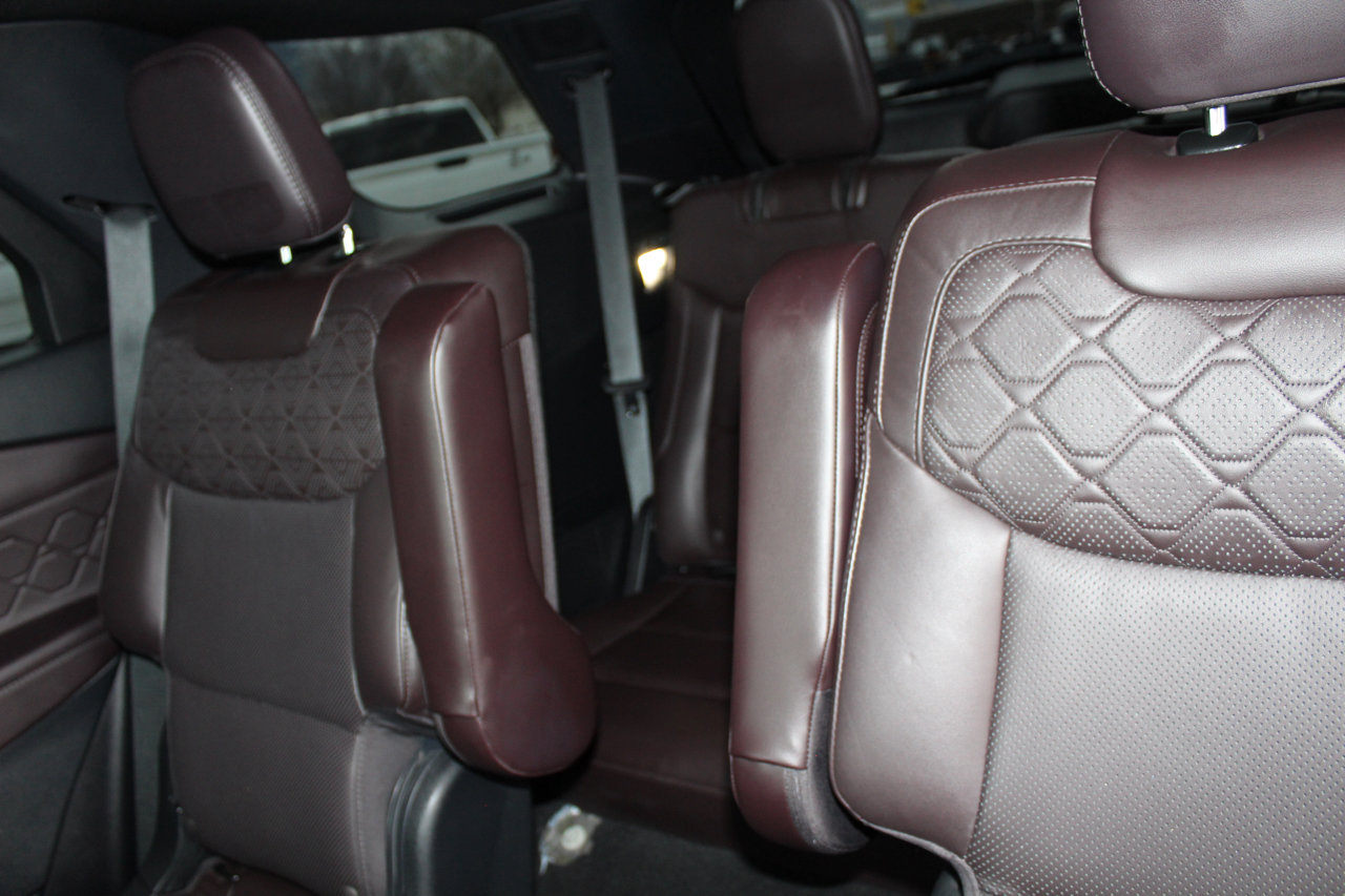 Used 2025 Ford Explorer Platinum w/ LUX Leather Package image 65