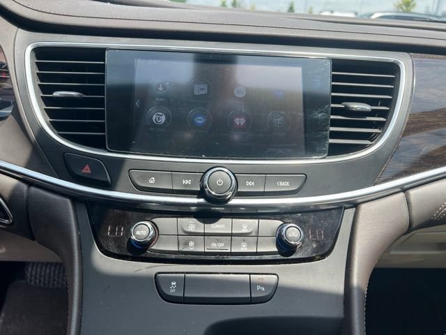 Used 2017 Buick LaCrosse Preferred FWD image 18