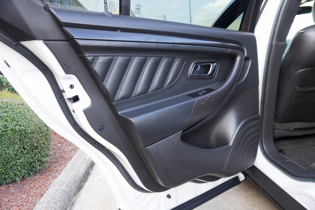 Used 2016 Ford Taurus SHO w/ Equipment Group 401A image 21
