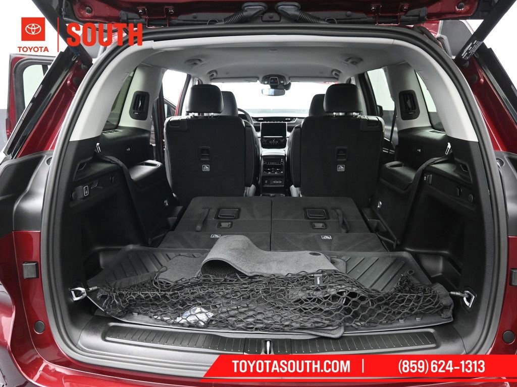 Used 2023 Jeep Grand Cherokee L Limited image 30