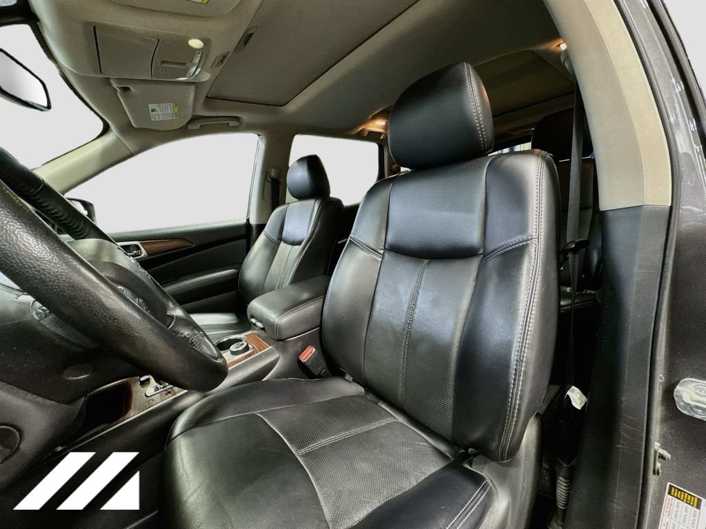 Used 2019 Nissan Pathfinder Platinum AWD/4WD image 23