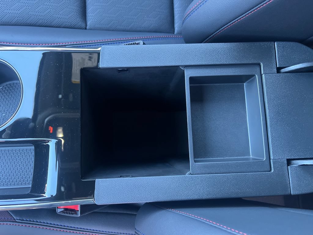 New 2026 Chevrolet Equinox RS w/ Convenience Package III AWD/4WD image 28