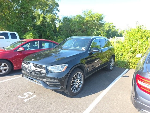 Certified 2022 Mercedes-Benz GLC 300 4MATIC image 1