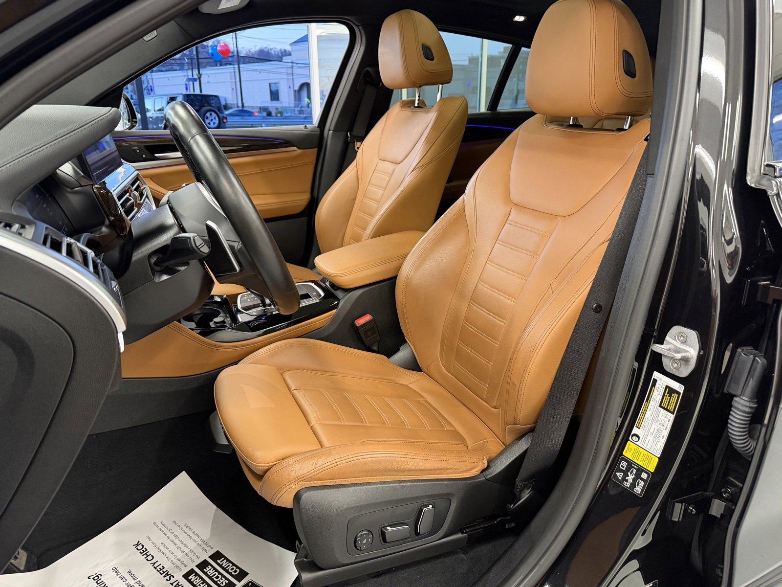 Used 2024 BMW X4 M40i w/ Premium Package image 35