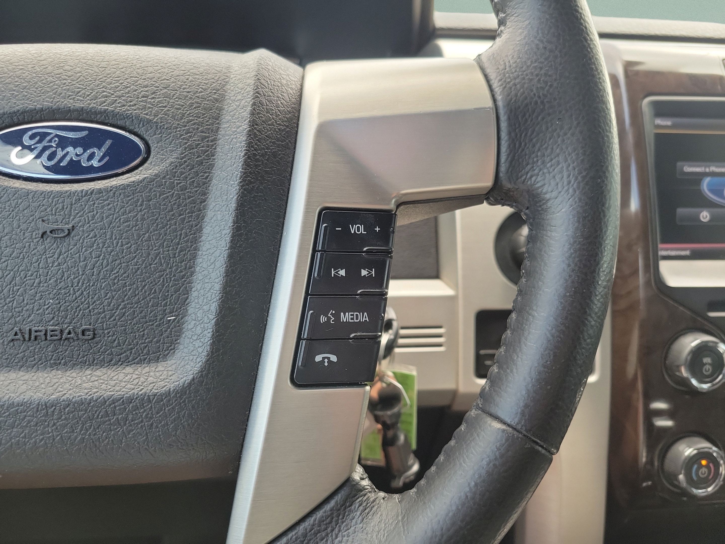 Used 2013 Ford F150 Platinum AWD/4WD image 22