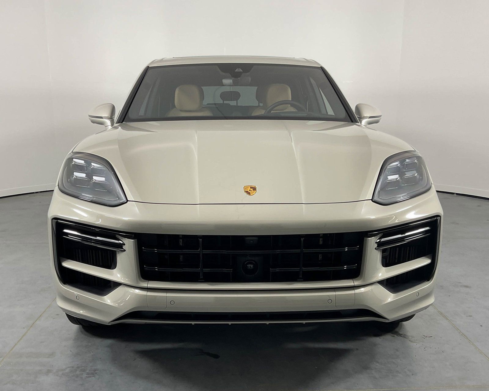 Certified 2024 Porsche Cayenne Turbo image 10