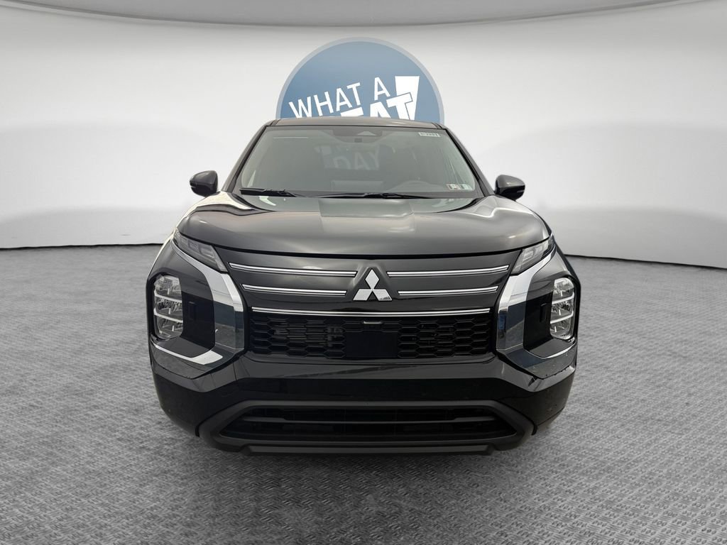 New 2026 Mitsubishi Outlander ES AWD/4WD image 9