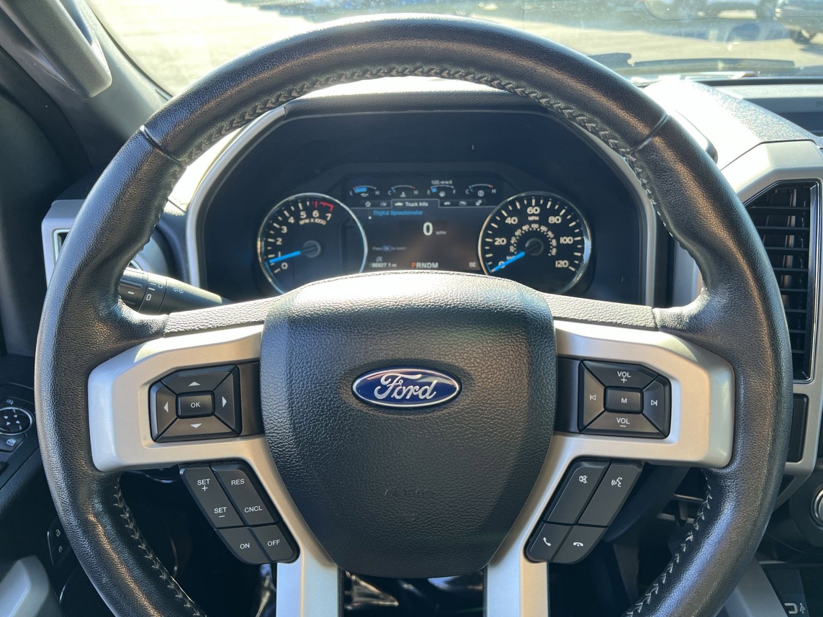 Used 2017 Ford F150 Lariat w/ Equipment Group 502A Luxury image 16