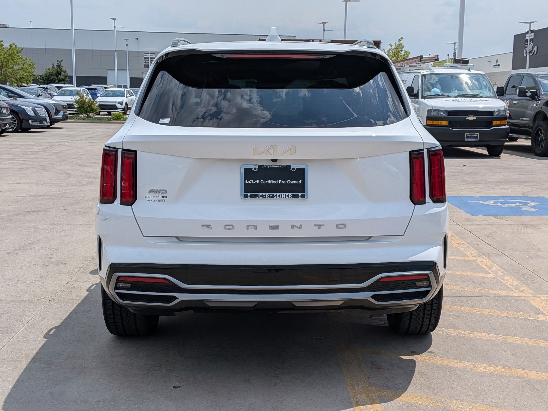 Certified 2022 Kia Sorento SX AWD/4WD image 4