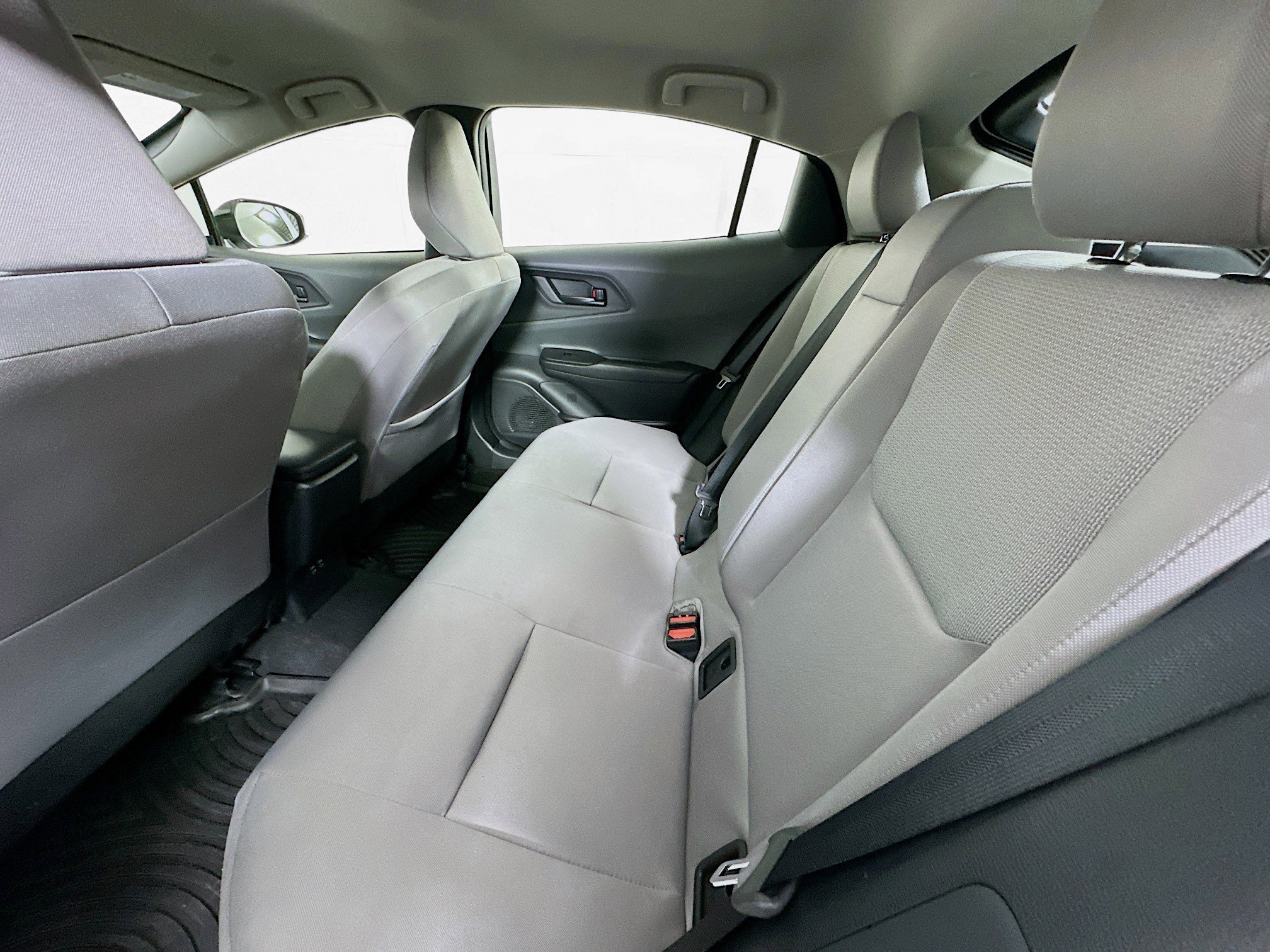 Used 2024 Toyota Prius LE image 26