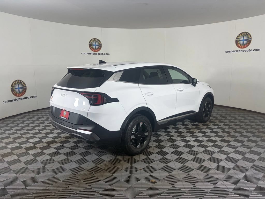 New 2026 Kia Sportage LX w/ LX Convenience Package AWD/4WD image 18