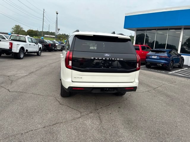 Used 2025 Ford Expedition Active AWD/4WD image 27