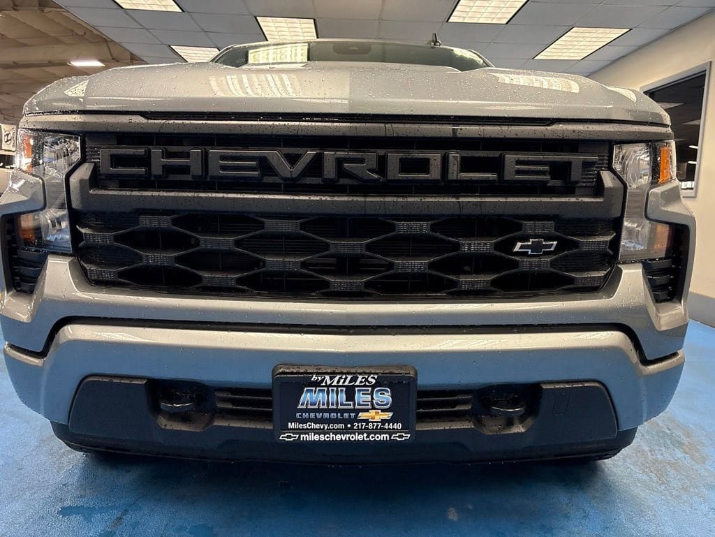 New 2026 Chevrolet Silverado 1500 Custom w/ Turbomax Blackout Package AWD/4WD image 13