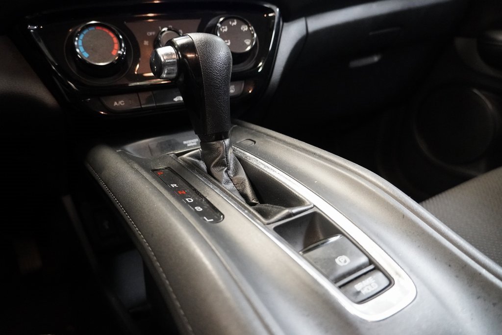 Used 2017 Honda HR-V LX image 20