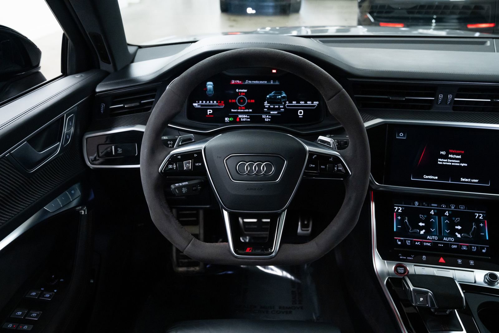 Used 2023 Audi RS 6 AWD/4WD image 12