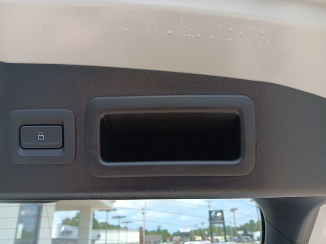 Certified 2025 MAZDA MAZDA3 Hatchback w/Premium Plus Pkg image 11