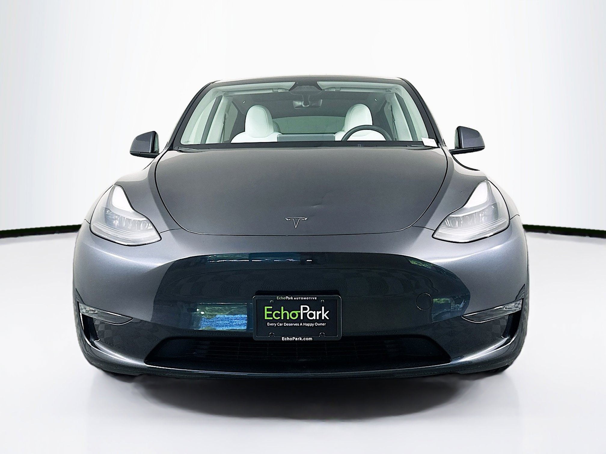 Used 2024 Tesla Model Y Long Range image 2