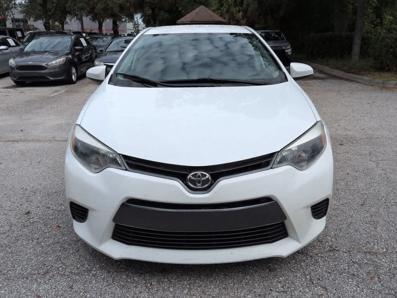 Used 2015 Toyota Corolla LE FWD image 9